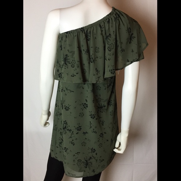 Kensie One Shoulder Blouse. Size XS. - Picture 4 of 8